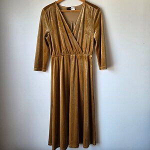 EUC LIKE NEW EXCLUSIVE PIPER & SCOOT VELVET DEEP V NECK SURPLICE MUSTARD MIDI S
